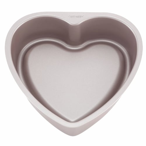 Chefmade Master Non-Stick Heart Shape Cake Pan L23.4xW23.4xH5.6cm, Thickness 0.8mm, Champagne Gold