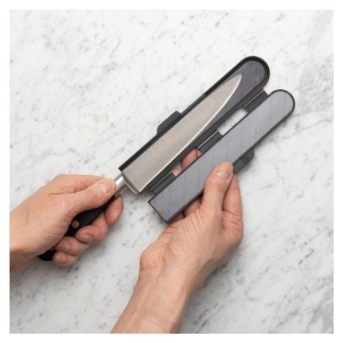 Bisbell Polypropelene Magnetic Blade Guard For Knives With Max L63cmxW2.5cm, Black