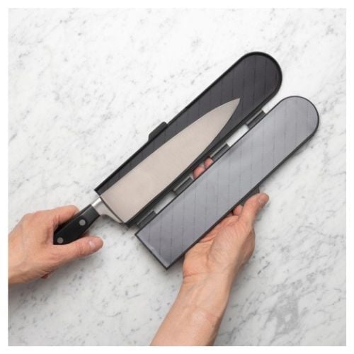 Bisbell Polypropelene Magnetic Blade Guard For Knives With Max L138.6cmxW5cm, Black