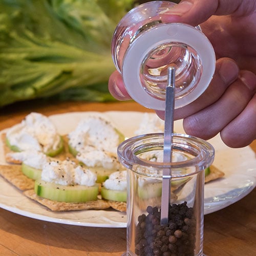 ACRYLIC PEPPER MILL with CARBON STEEL MECHANISM