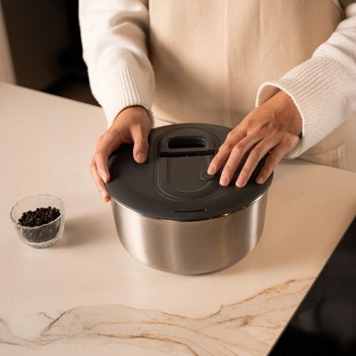 Zyliss Stainless Steel Small Easy Spin Salad Spinner