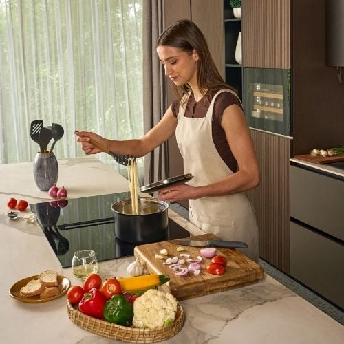 Zyliss Polybutylene Terephthalate Spaghetti Server Oak Wood Handle