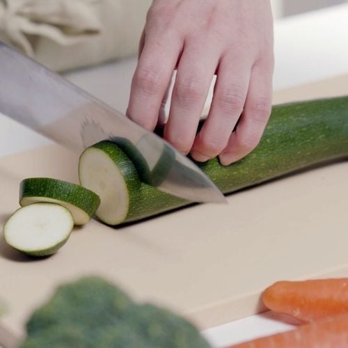 Asahi Elastomer Cutting Board L24xW21xH1.3cm,Heat Resistant To 100°C (Not Dishwashable), Cream
