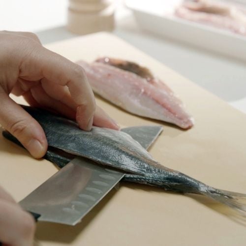 Asahi Elastomer Cutting Board L24xW21xH1.3cm,Heat Resistant To 100°C (Not Dishwashable), Cream