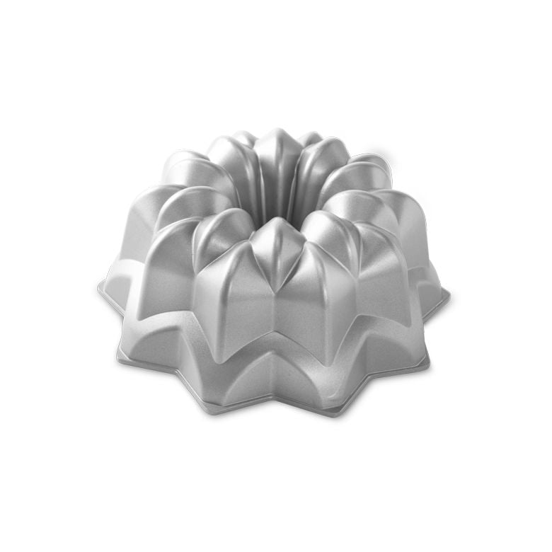 Nordic Ware Cast Aluminium Star Bundt Pan