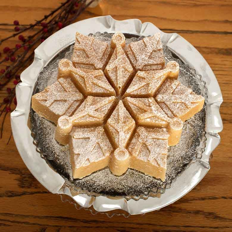 Nordic Ware Cast Aluminium Snowflake Pan