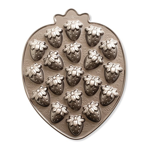 Nordic Ware Cast Aluminium Strawberry Bitelet Pan L11.1xW14xH1.1"