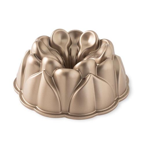 Nordic Ware Cast Aluminium Round Magnolia Bundt Pan Ø25.1xH9.5cm