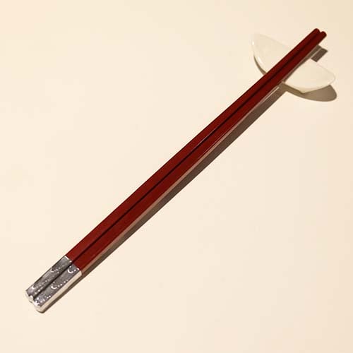 CHOPSTICKS with SILVER ART CAP