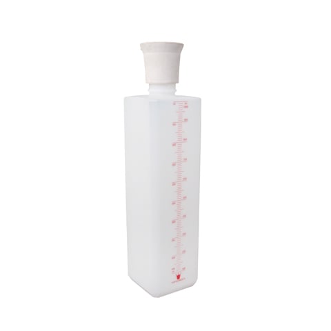 (15-02260) GRADUATED SQ. BOTTLE 1ltr, 7x7x27cm, MARTELLATO