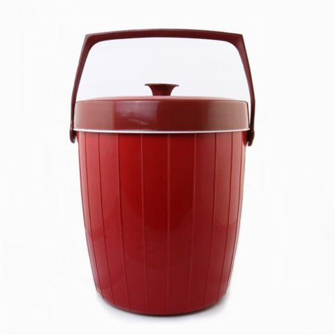 PLASTIC INSULATED BUCKET