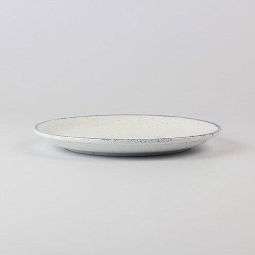 PORCELAIN ROUND COUPE PLATE Ø6", SPECKLED WHITE WITH BLUE RIM