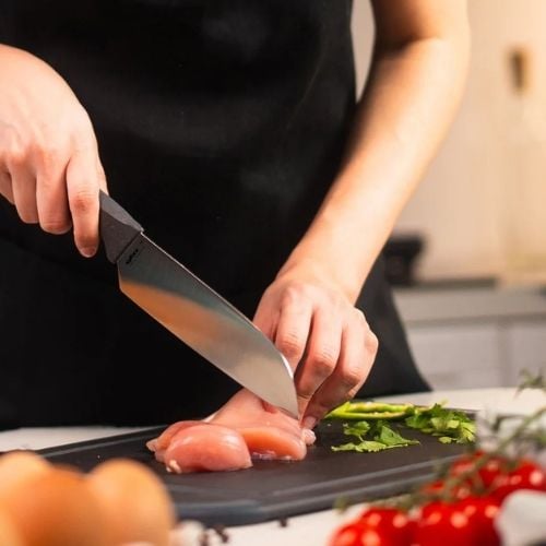 Zyliss Stainless Steel Santoku Knife With Translucent Blade Cover 15cm, Gray, Utility