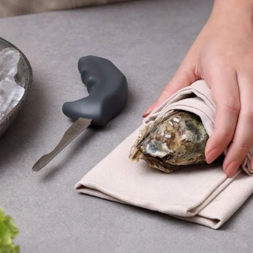 Zyliss Stainless Steel Tapered Blade Oyster Knife With Unique Ergo-Dynamic 135° Angle Handle And Integrated Finger Guard, Gray, Shucker Paddy